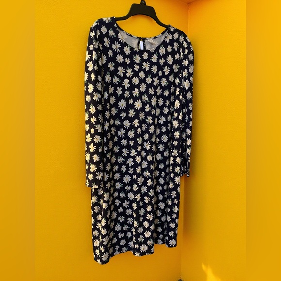 Old Navy Floral Long Sleeve Dress - Picture 3 of 4